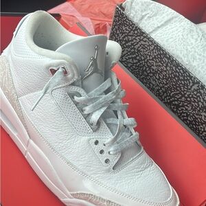 Jordan White Sneakers